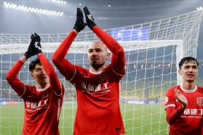 满冠体育网页入口包含赛后体能课后，阿斯顿维拉战术微调备战西甲，目标明确，阵容厚度经受考验的词条