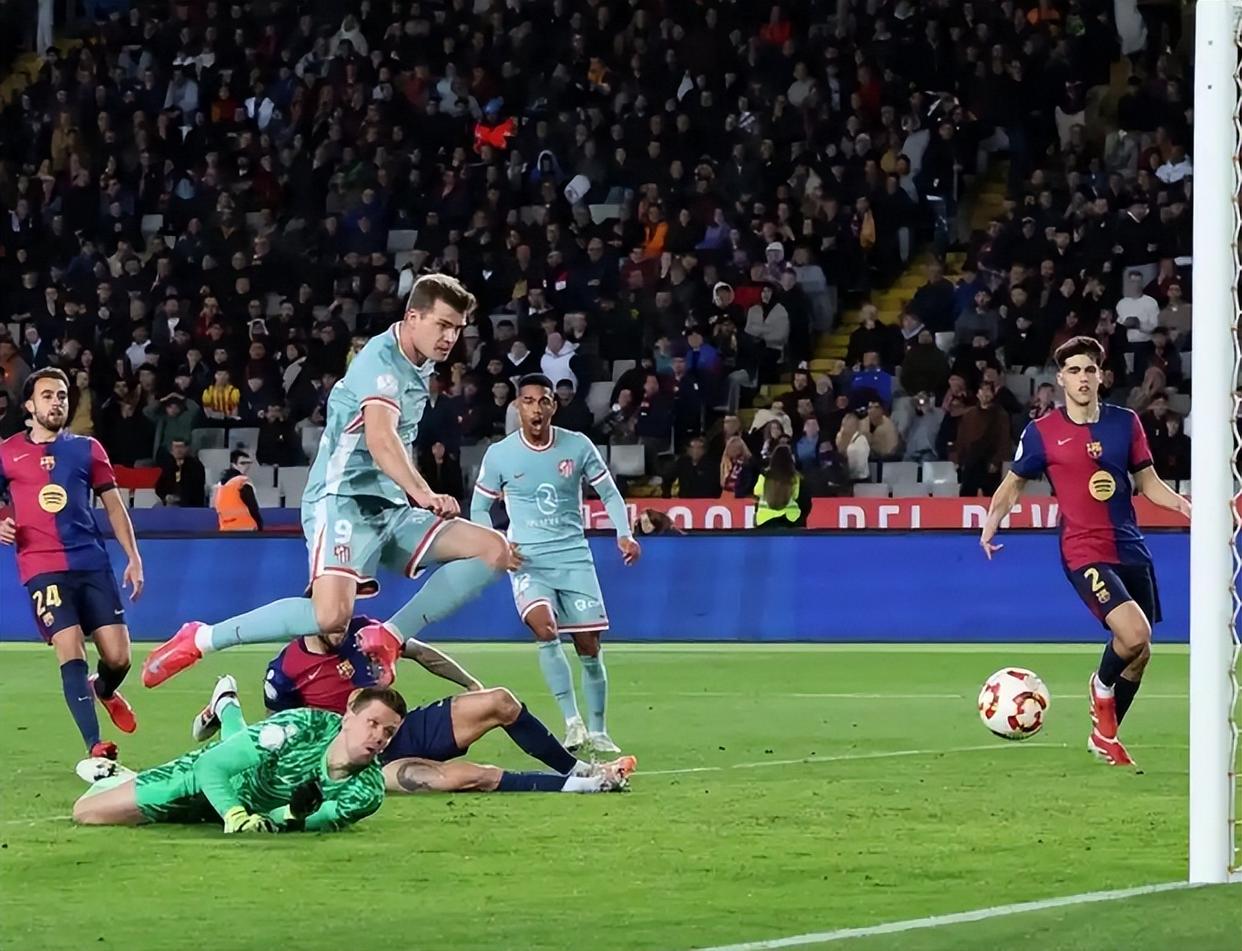 包含切尔西迎意大利杯关键赛，今晚豪取连胜，悬念犹存，赛程密集仍需轮换的词条