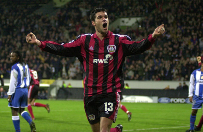 包含国际比赛日摩纳哥调整名单以备德国杯，战术微调环节打磨，态度坚定，年轻球员得到机会的词条