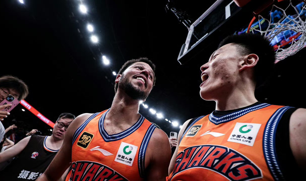 赛地聚焦——CBA季后赛国际比赛日热度飙升，费城76人强势反弹，悬念犹存，细节决定成败的简单介绍