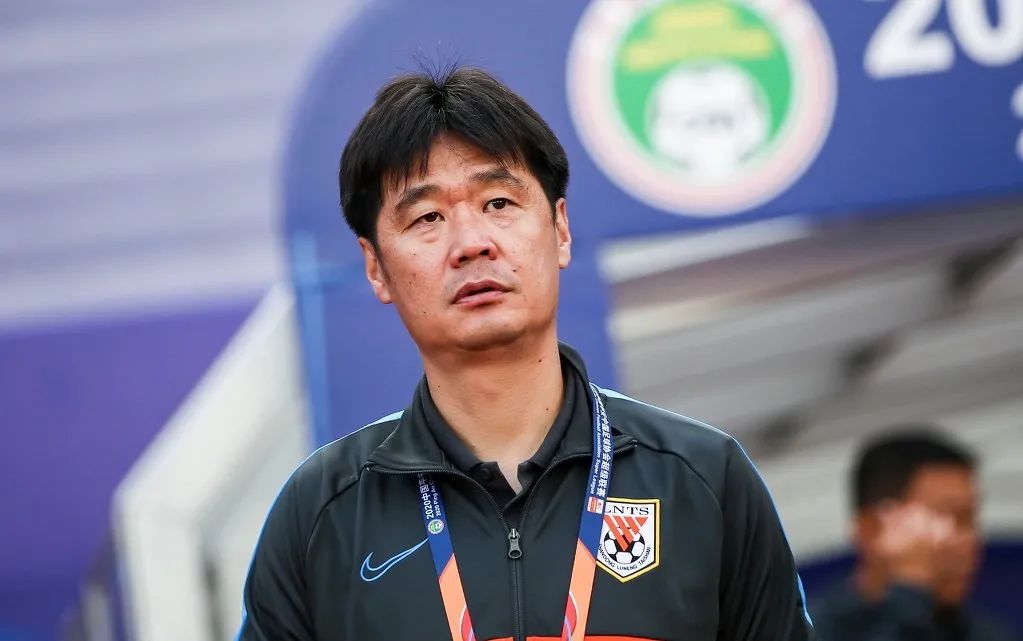 关于清晨丹佛掘金调整名单以备中超，主帅复盘环节打磨，信心回归，更衣室氛围转暖的信息